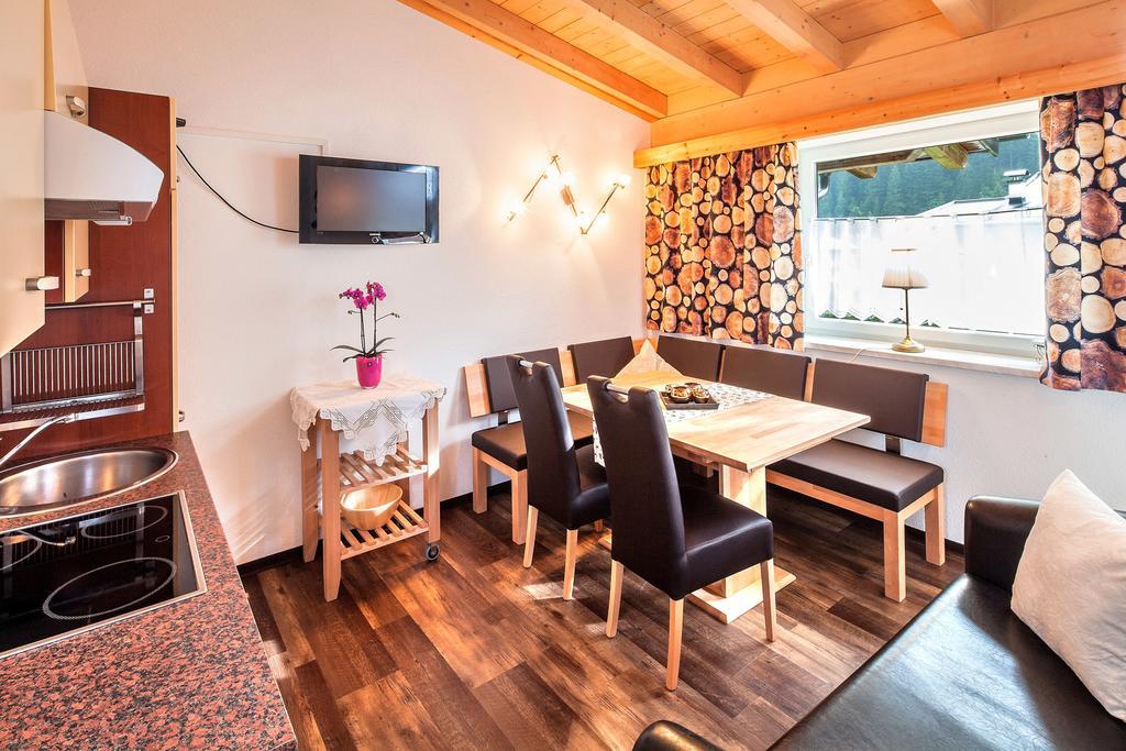 Apartment Gletscherchalet Sankt Leonhard im Pitztal